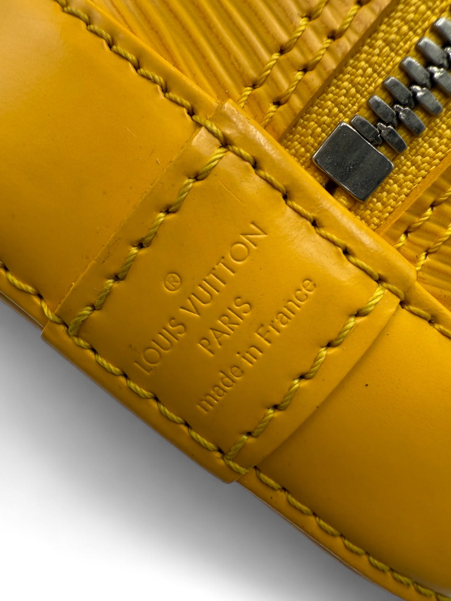 Louis Vuitton Alma Mini In Pelle Gialla