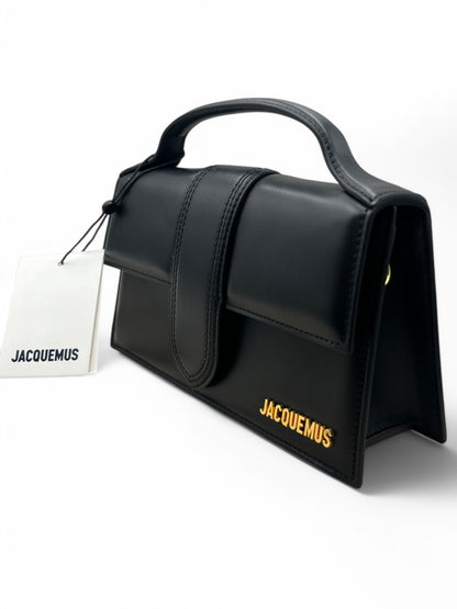 Jacquemus Le Grand Bambino Handtasche mit schwarzen und goldenen Ledereinsätzen 
